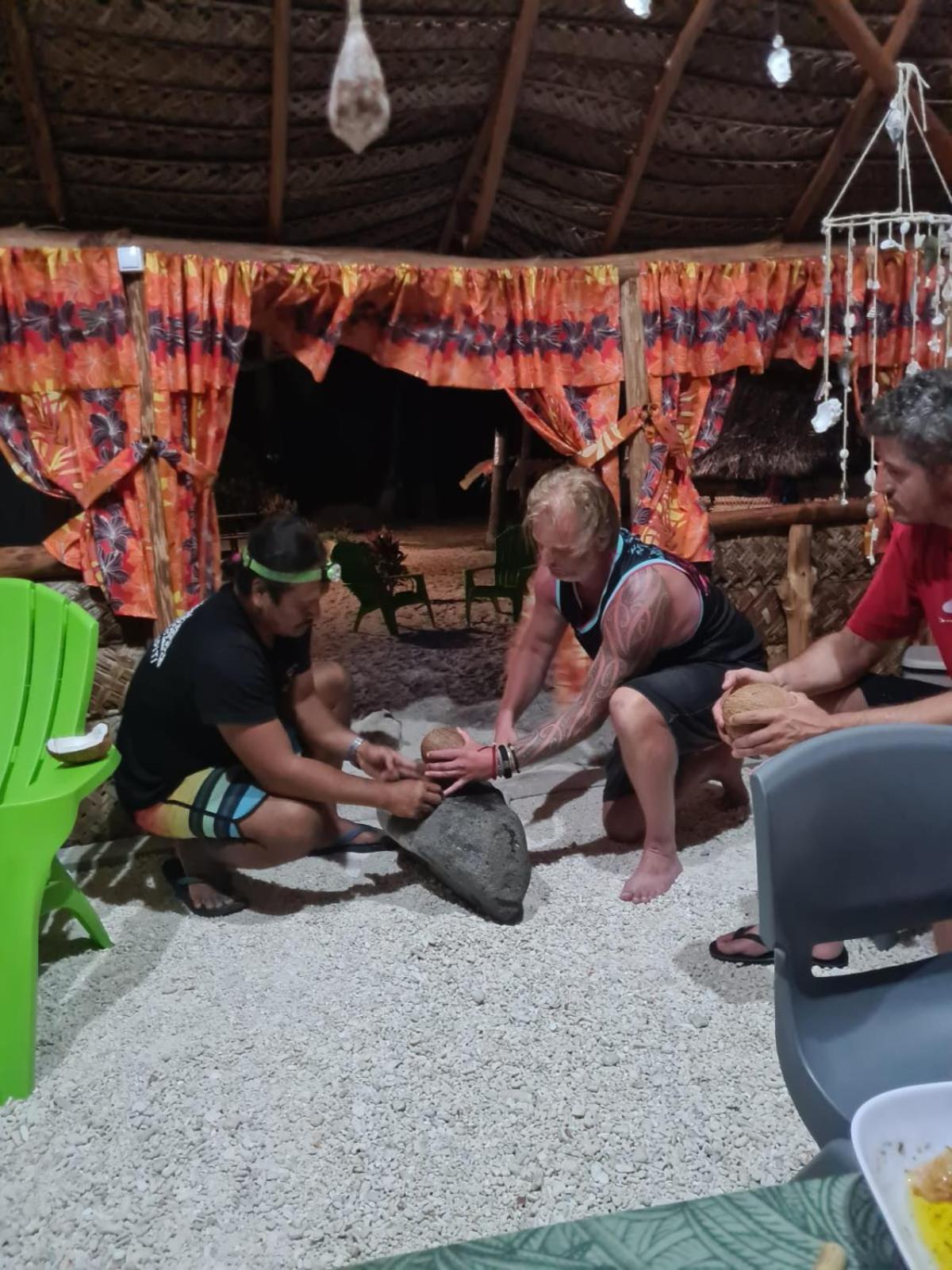 Poemanahere Island Camping A Maupiti Te-Fare-Arii ภายนอก รูปภาพ